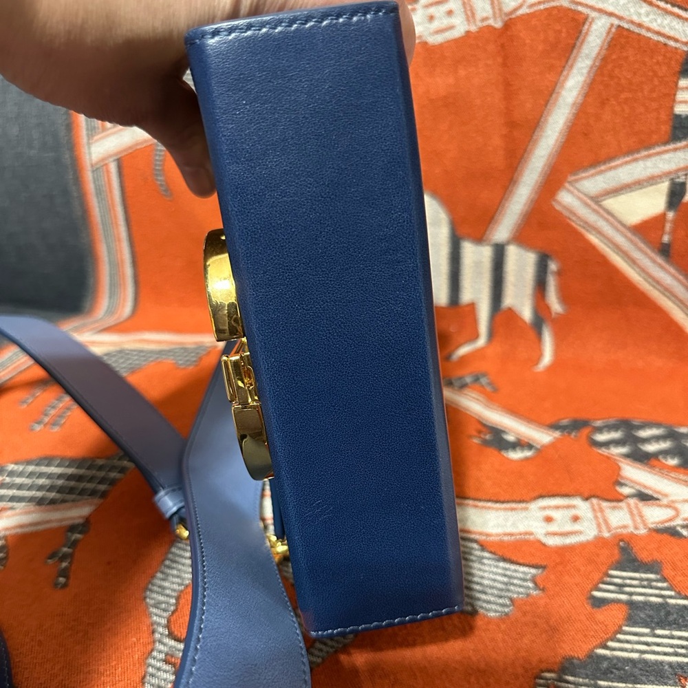 Dior Blue Leather CD Logo Belt Bag with Gold Hardware - Picture 9 of 10